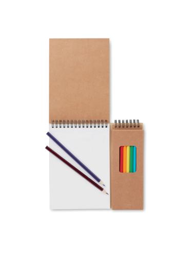 Set de lápices y cuaderno